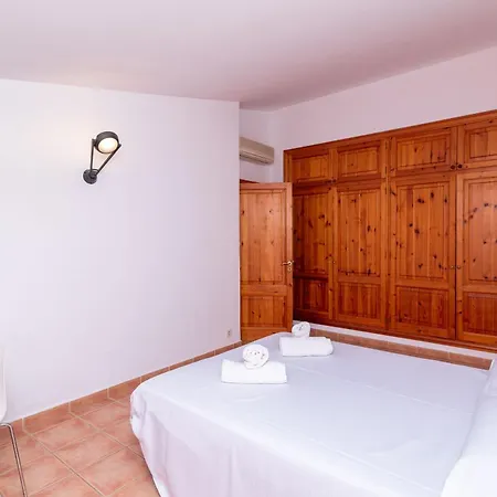 Willa Pep By Sealand